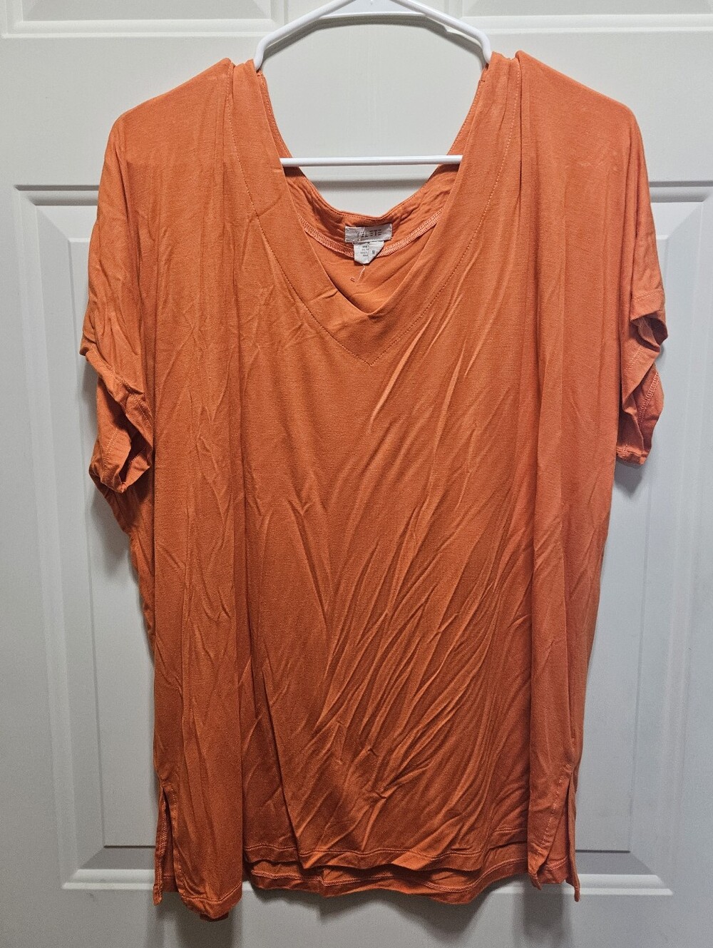 Yelete V-Neck Drop Shoulder Tee